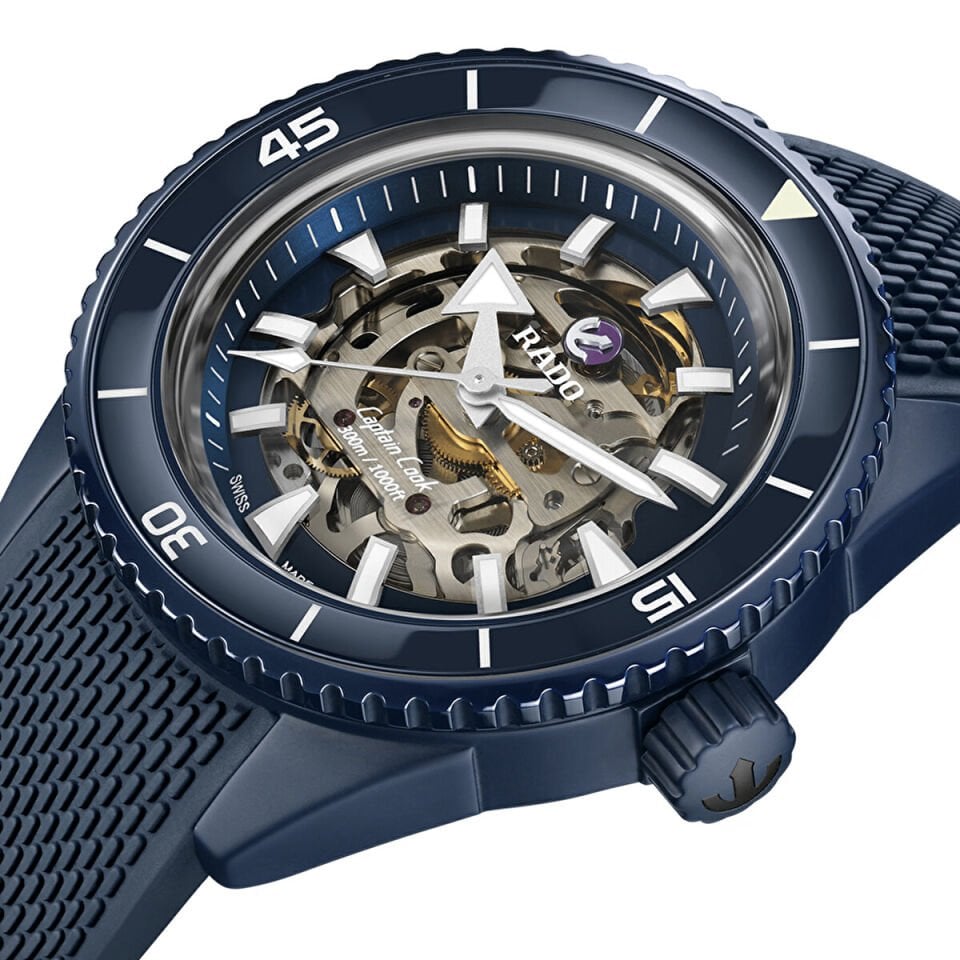 Rado Captain Cook High-Tech Ceramic Skeleton R32153209 Erkek Kol Saati